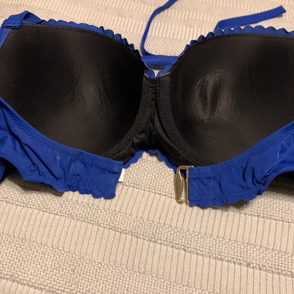 Victorias Secret 36DD blue bikini halter swimsuit top with scallop detail - Picture 3 of 6